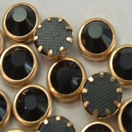 Cosmo Jet with Gold Ring - Korean Grade AA Rhinestones